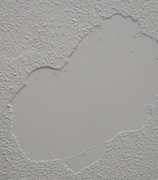 como-alisar-pared-despues-gotele_96